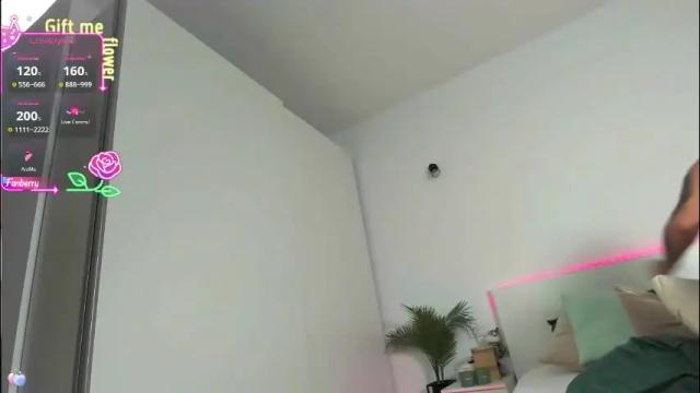 Image 4 of zoey_marye Stream on Chaturbate on 2 months ago