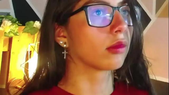Image 2 of zoey_thin Stream on Chaturbate on 23 months ago