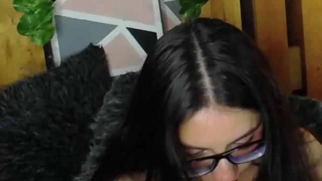 Image 2 of zoey_thin Stream on Chaturbate on 22 months ago