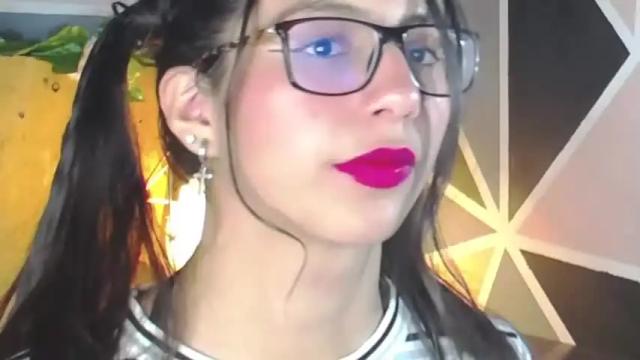 Image 4 of zoey_thin Stream on Chaturbate on 22 months ago