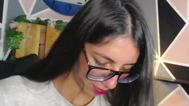 Image 12 of zoey_thin Stream on Chaturbate on 21 months ago