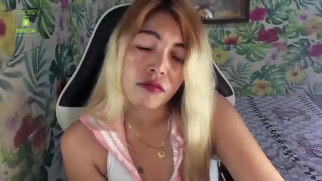 Image 12 of zoeymiles Stream on Chaturbate on 16 months ago