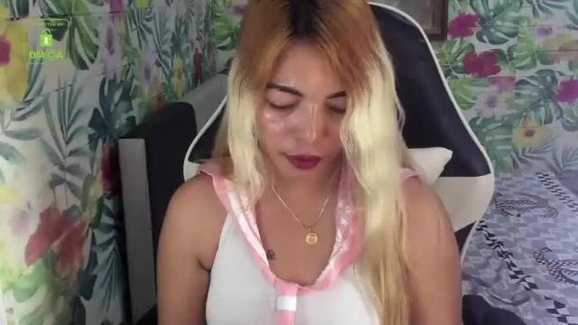 Image 4 of zoeymiles Stream on Chaturbate on 16 months ago