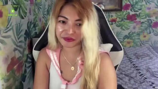Image 7 of zoeymiles Stream on Chaturbate on 16 months ago