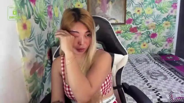 Image 4 of zoeymiles Stream on Chaturbate on 16 months ago