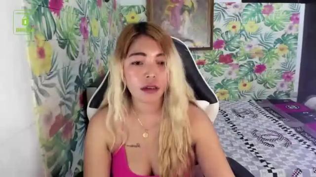 Image 4 of zoeymiles Stream on Chaturbate on 16 months ago
