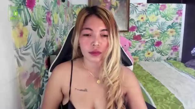 Image 10 of zoeymiles Stream on Chaturbate on 16 months ago
