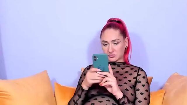 Image 10 of zoha25 Stream on Chaturbate on 24 months ago