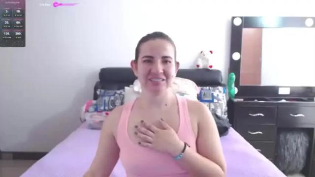 Image 2 of zohe_ Stream on Chaturbate on 13 months ago