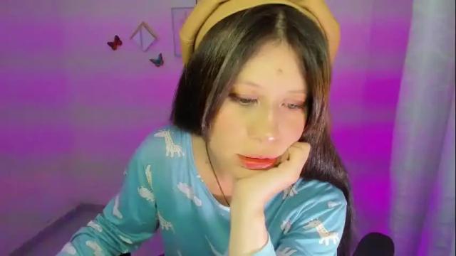 Image 2 of zooeybelair Stream on Chaturbate on 1 month ago