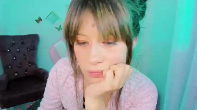 Image 4 of zooeybelair Stream on Chaturbate on 12 days ago