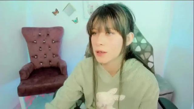 Image 4 of zooeybelair Stream on Chaturbate on 2 days ago
