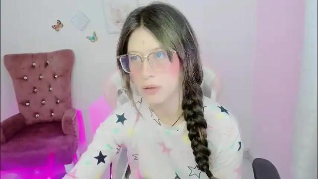 Image 2 of zooeybelair Stream on Chaturbate on 1 day ago