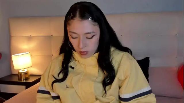 Thumbnail 2, zowi_hottiee's Stream at Chaturbate, 1 month ago