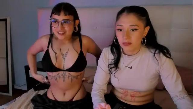 Image 11 of zowi_hottiee Stream on Chaturbate on 1 month ago