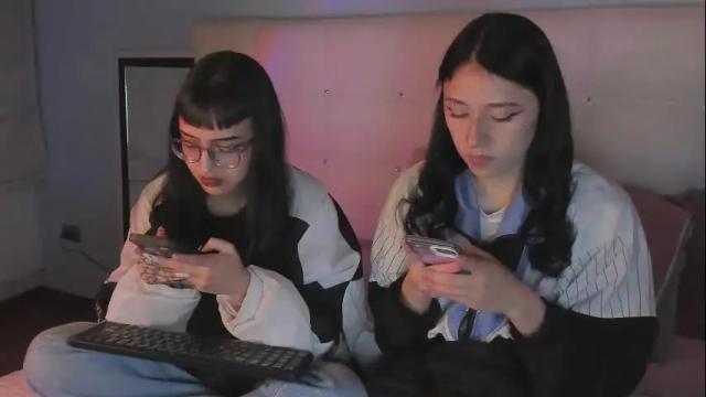 Image 7 of zowi_hottiee Stream on Chaturbate on 11 days ago