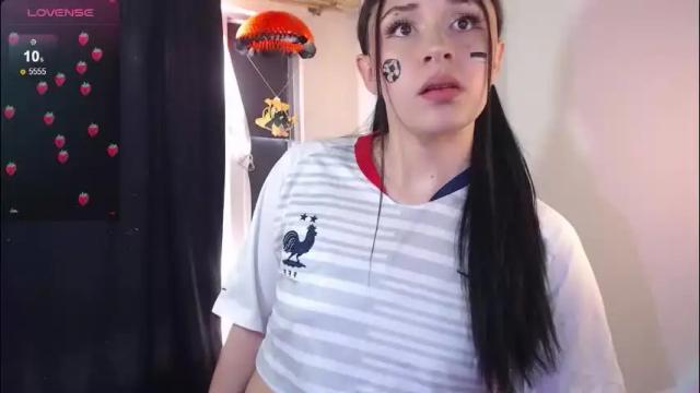 Thumbnail 1, zowi_hottiee's Stream at Chaturbate, 1 month ago