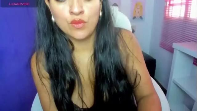 Image 10 of zulika_ Stream on Chaturbate on 1 month ago