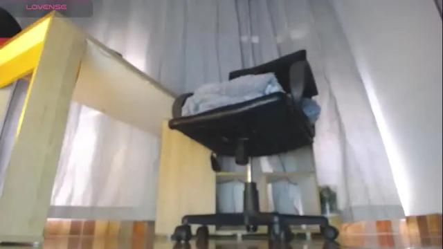 Image 3 of zultanalambert Stream on Chaturbate on 1 month ago
