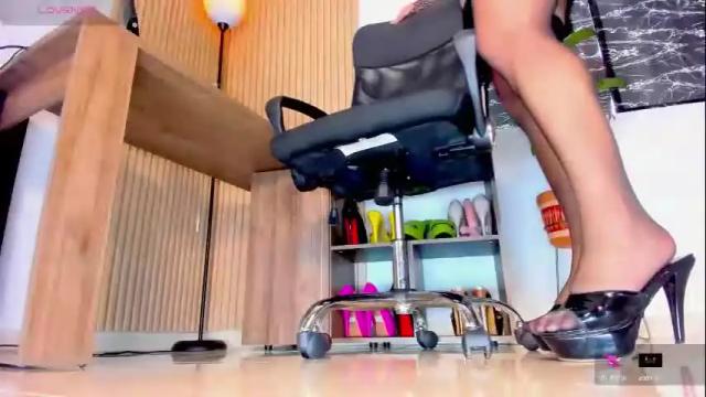 Image 8 of zultanalambert Stream on Chaturbate on 3 months ago