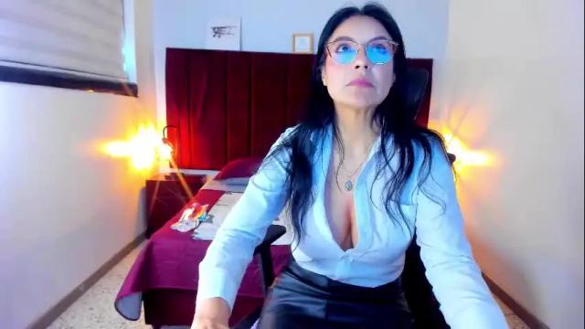 Image 12 of zuzana21 Stream on Chaturbate on 1 month ago