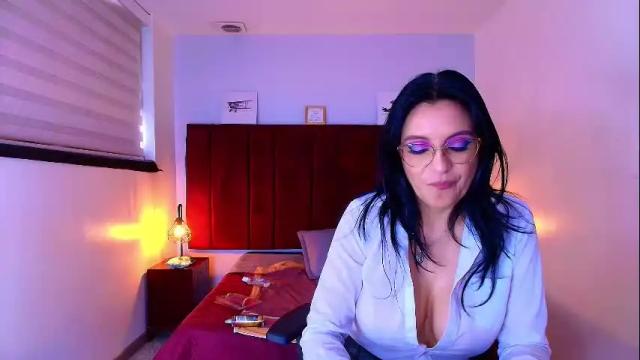 Image 10 of zuzana21 Stream on Chaturbate on 6 days ago