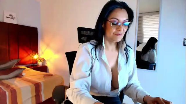 Image 11 of zuzana21 Stream on Chaturbate on 1 month ago