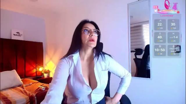 Image 8 of zuzana21 Stream on Chaturbate on 1 month ago