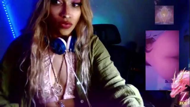 Image 2 of zya_zoo Stream on Chaturbate on 13 days ago