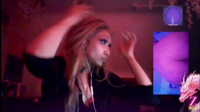 Image 2 of zya_zoo Stream on Chaturbate on 5 days ago