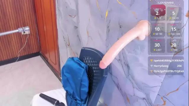 Image 3 of zyle_boobs_ Stream on Chaturbate on 1 month ago