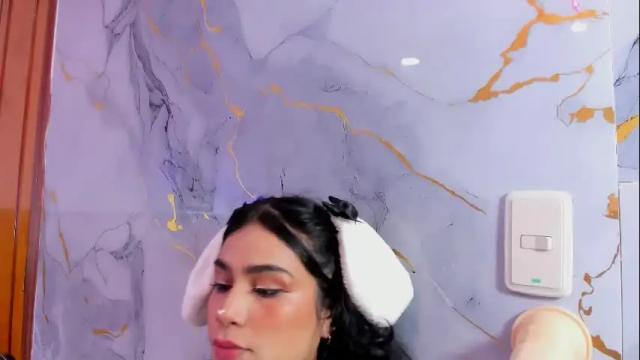 Image 3 of zyle_boobs_ Stream on Chaturbate on 21 days ago