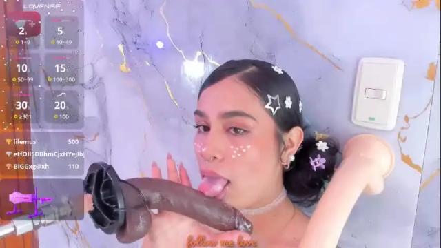Image 10 of zyle_boobs_ Stream on Chaturbate on 14 days ago
