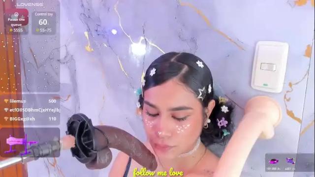 Image 11 of zyle_boobs_ Stream on Chaturbate on 14 days ago