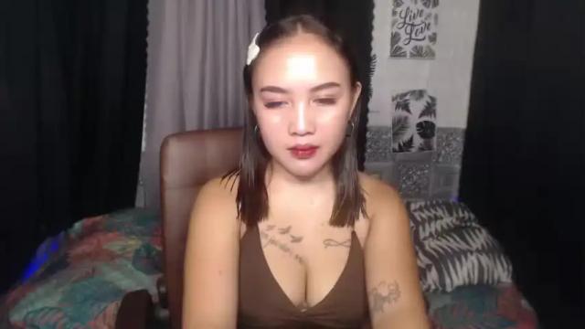 Image 4 of zyra_asia Stream on Chaturbate on 21 months ago