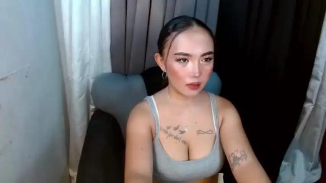 Image 11 of zyra_asia Stream on Chaturbate on 18 months ago