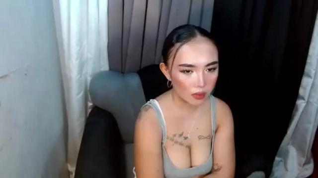 Image 12 of zyra_asia Stream on Chaturbate on 18 months ago