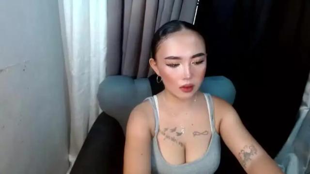 Image 2 of zyra_asia Stream on Chaturbate on 18 months ago