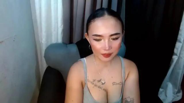 Image 7 of zyra_asia Stream on Chaturbate on 18 months ago