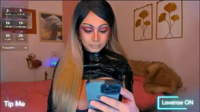 Image 8 of zyradom Stream on Chaturbate on 1 month ago