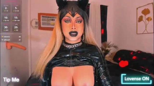 Image 7 of zyradom Stream on Chaturbate on 2 months ago