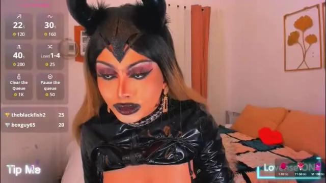 Image 2 of zyradom Stream on Chaturbate on 2 months ago