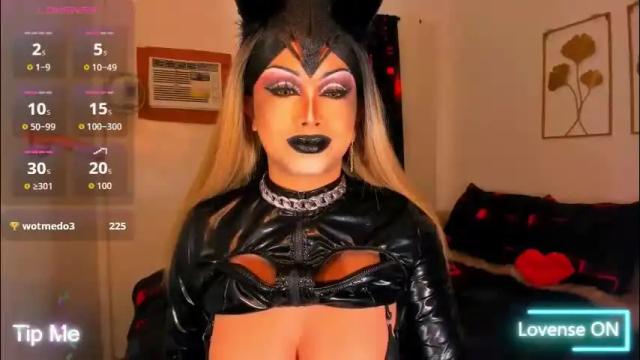 Image 8 of zyradom Stream on Chaturbate on 1 month ago