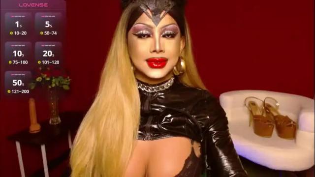 Image 8 of zyradom Stream on Chaturbate on 1 month ago