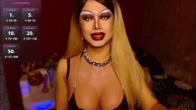 Image 7 of zyradom Stream on Chaturbate on 7 days ago